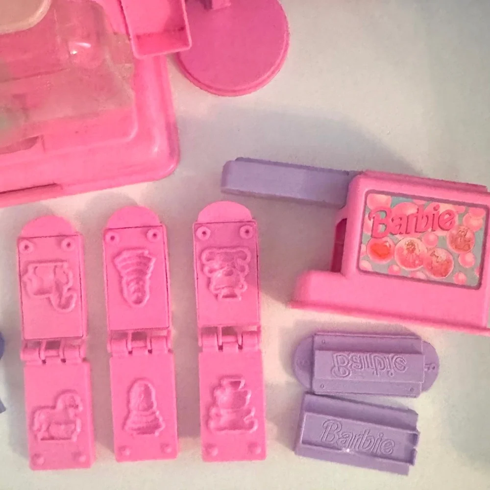 Vintage 1994 Mattel Barbie Bubble Gum Shop Playset Store & Retro Box - Working!